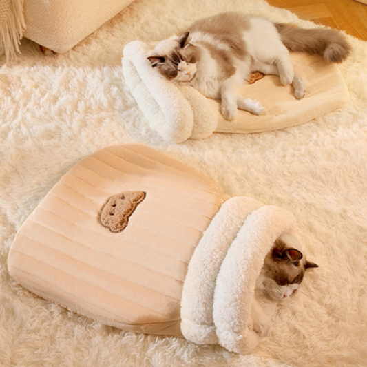 Warm cat sleeping bag bed