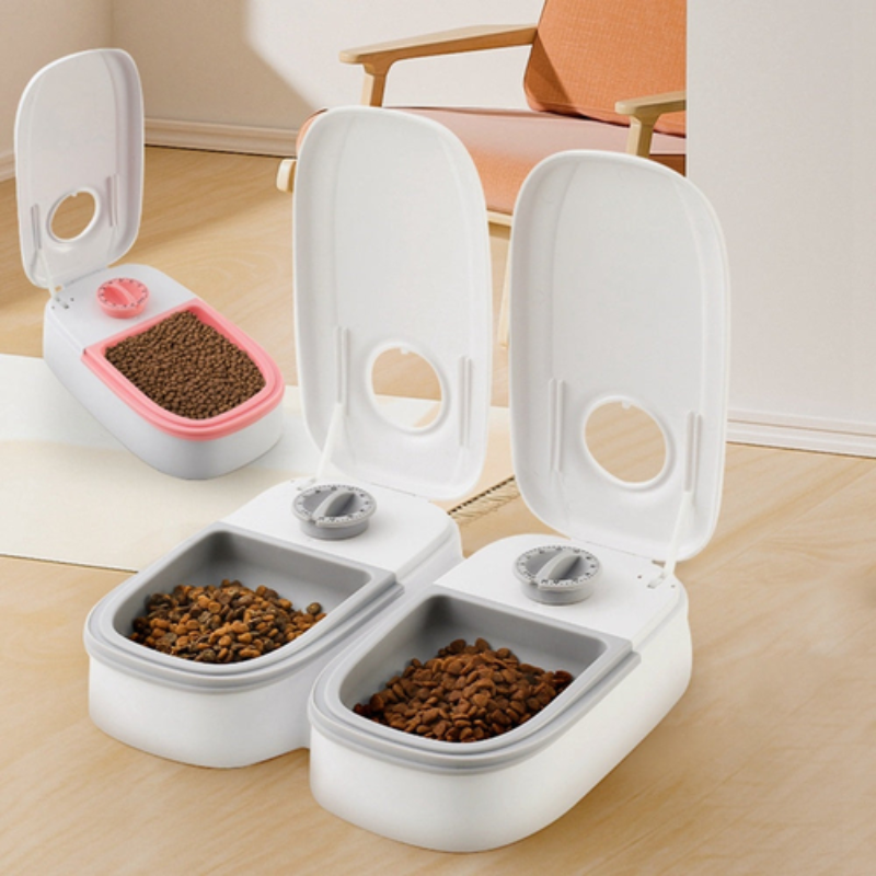 Automatic pet feeder and water dispenser for cats and dogs